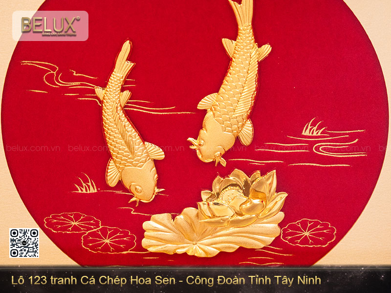 Lô 123 tranh cá chép hoa sen dát vàng 24k